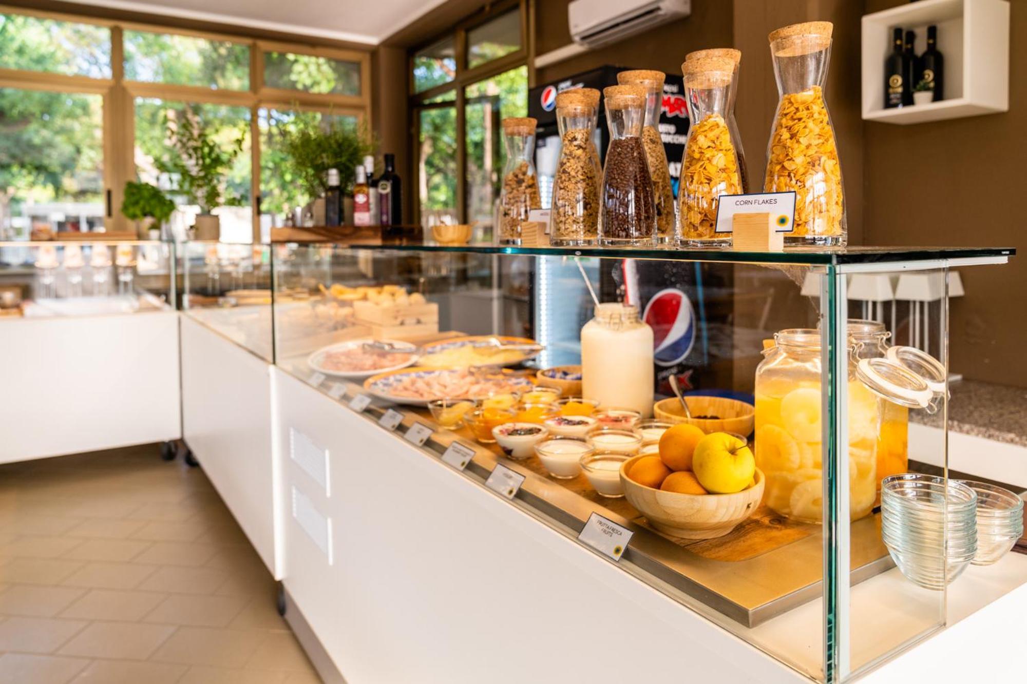 Hotel Club Del Sole Viareggio Family Collection à Torre del Lago Puccini Extérieur photo
